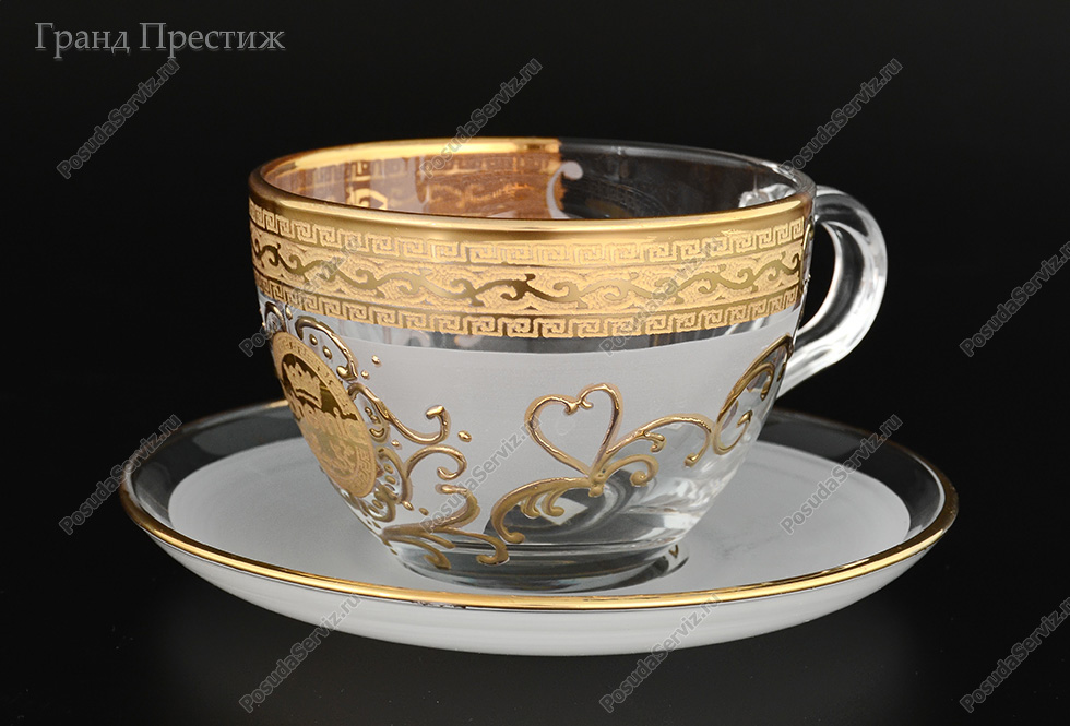 Набор чайных чашек с блюдцами из богемского стекла  |  по .