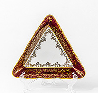 Салатник фарфоровый треугольный 16 см