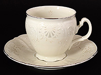 Чайная чашка с блюдцем фарфоровая (Шапо чайное или пара) 240 мл