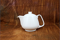 Заварочный чайник с крышкой фарфоровый 625 мл