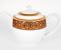 Заварочный чайник с крышкой фарфоровый