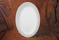 Блюдо овальное сервировочное из костяного фарфора (Овал) 31,5x22,5 см