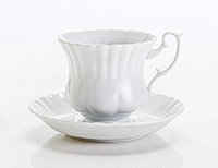Чайная чашка с блюдцем фарфоровая высокая (Шапо чайное или пара) 220 мл